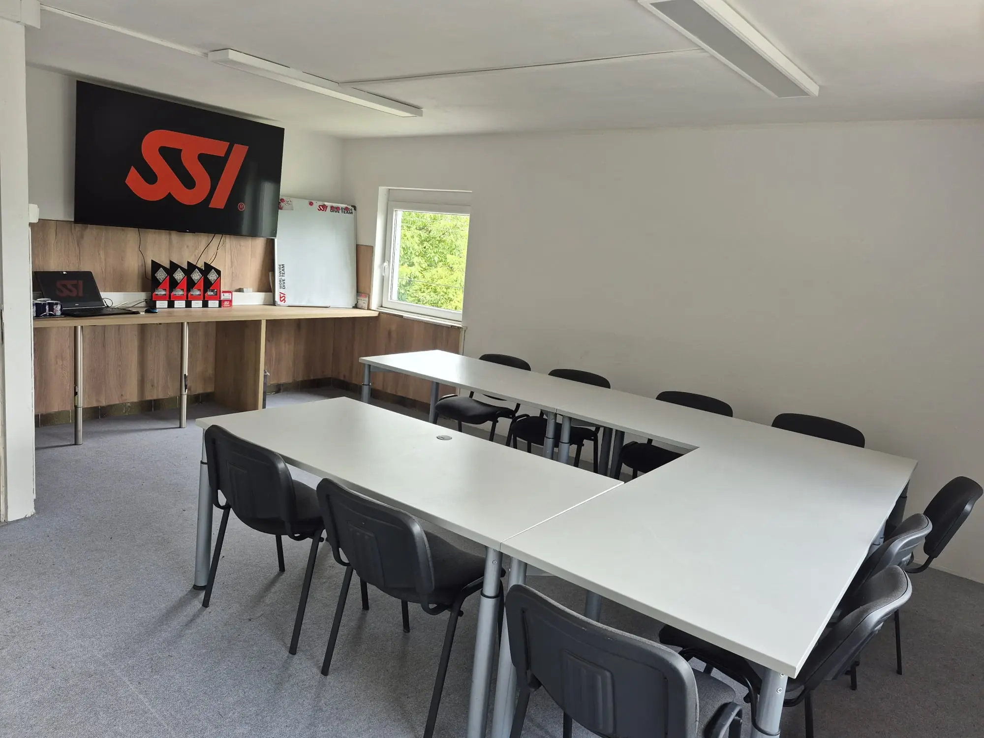Diving Beyond Limits - Deine Tauchschule in St. Pölten - Unser moderner Lehrsaal